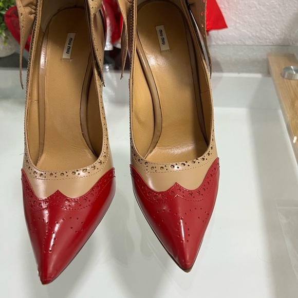 Rare Runway stilettos. Really beautiful boy unfortunately fit small for me. - Picture 3 of 9